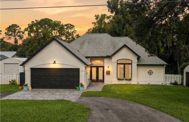 1090 Woods Drive photos photos 1090 Woods Drive photos photos
