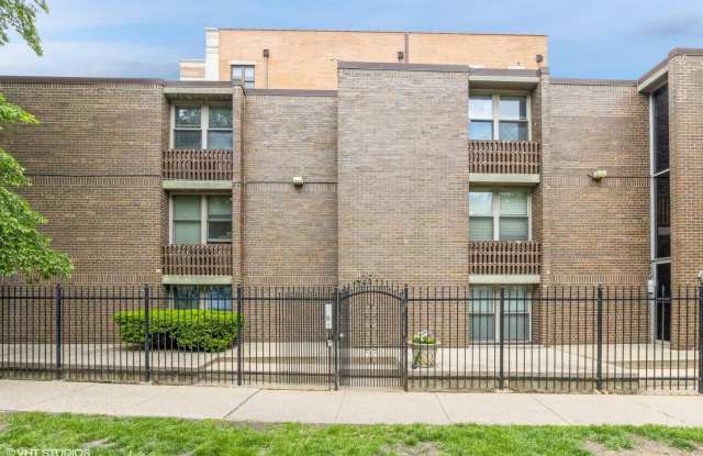 425 South Boulevard - 425 South Boulevard, Evanston, IL 60202