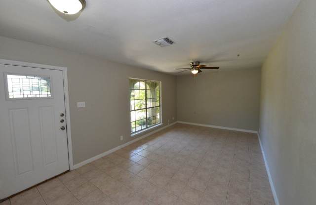 7217 Leading Oaks Gallery 3