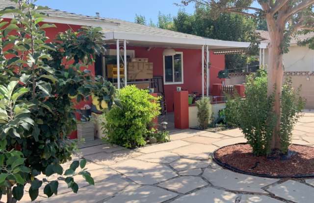 11659 Harvard Dr Gallery 2