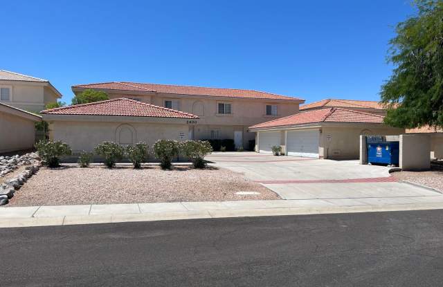 2BR Townhome McCormick area Avail 9/1/26 photos photos