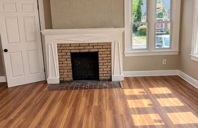 15779 Asbury Park - $1,500 per month Gallery 4