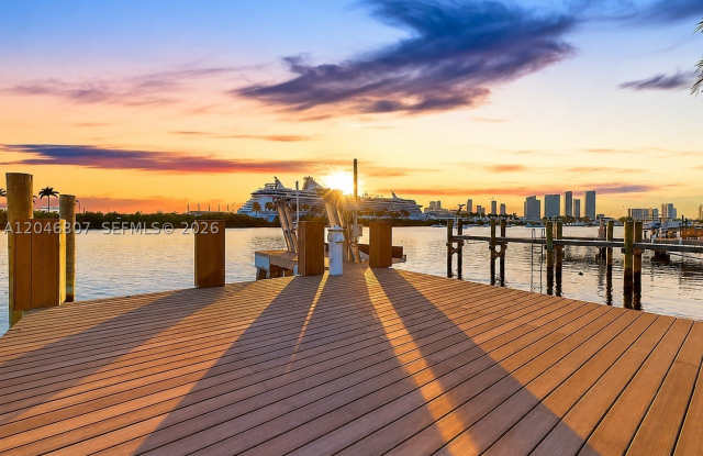 260 S Coconut Ln Gallery 1