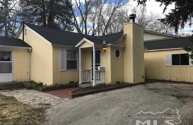 216 ELIZABETH ST - 216 Elizabeth Street, Carson City, NV 89703