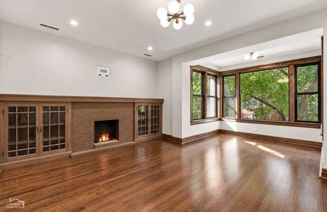 5847 N Magnolia Avenue Gallery 4