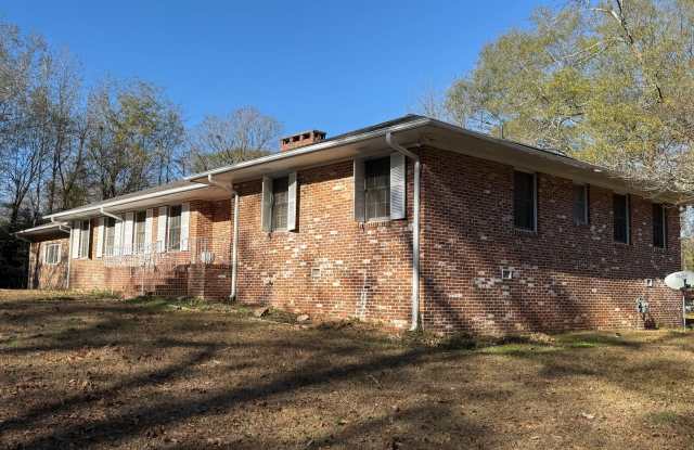 Pinson - Open Floor Plan with Large Living Family Rooms 2 Bedrooms 2 Bath over 2500 sqft photos photos Pinson - Open Floor Plan with Large Living Family Rooms 2 Bedrooms 2 Bath over 2500 sqft photos photos