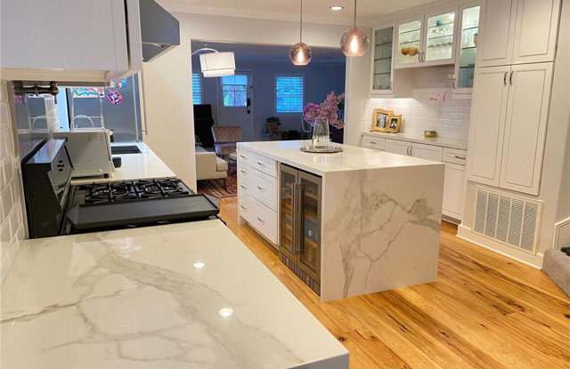 518 Westminster Avenue Gallery 4