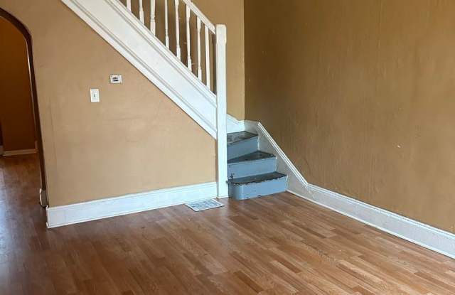 2141 Wilkens Avenue Gallery 2