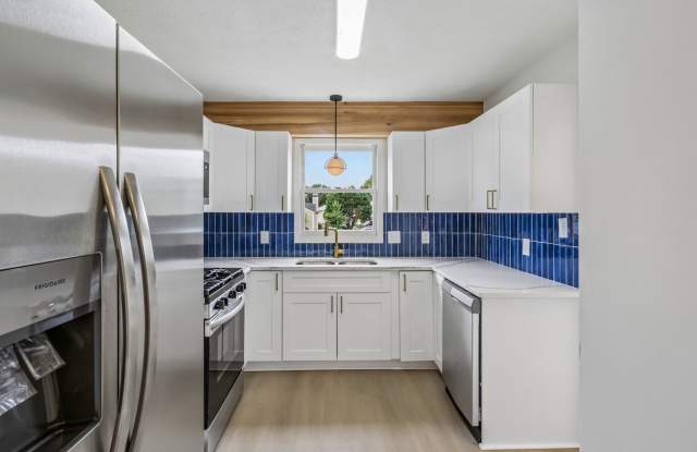 Newly Renovated 3BR/2BA Townhome! photos photos Newly Renovated 3BR/2BA Townhome! photos photos