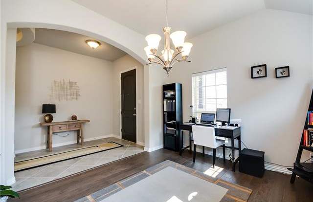 1032 Water Garden Circle Gallery 3