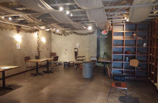 18035 GEORGIA Avenue Gallery 3