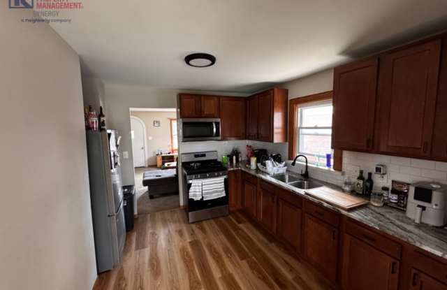 COMING SOON - Cozy Family Home Gallery 3