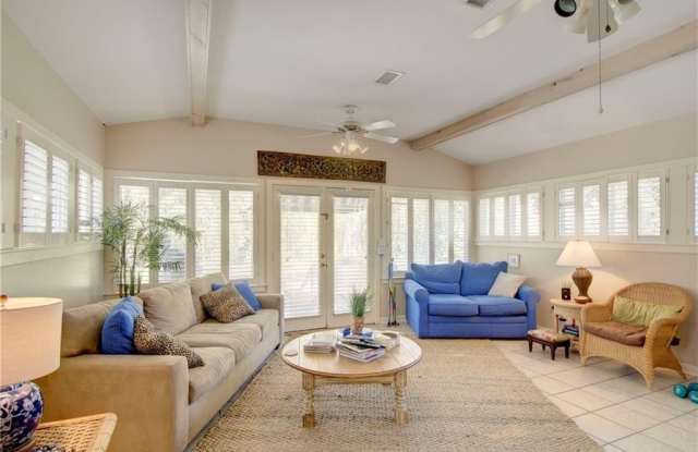 913 Mallery Street photos photos
