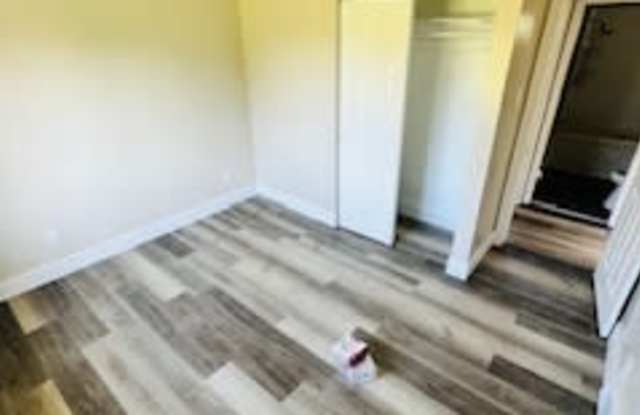 8441 Homestead Avenue Gallery 4
