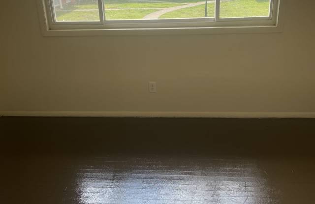 2163 W Mound St Apt B Gallery 3