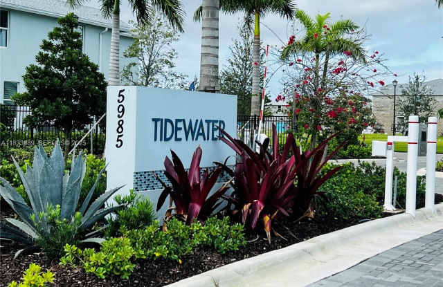 478 Salisbury Cir photos photos