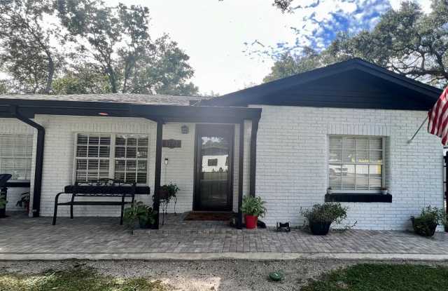 4702 N WILLIS STREET photos photos