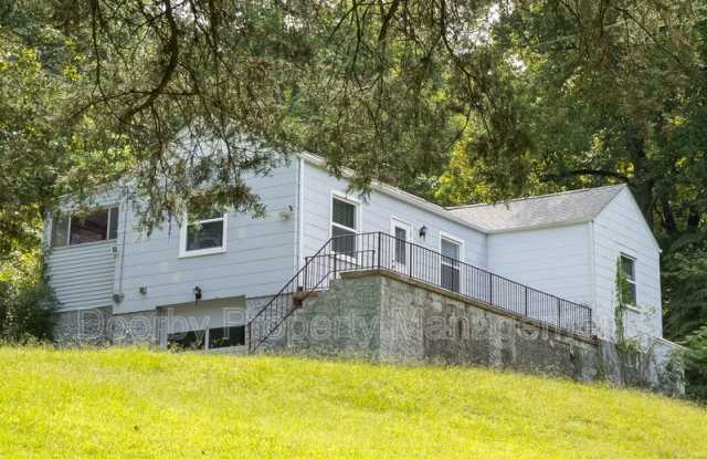 5880 Dayton Blvd - 5880 Dayton Boulevard, Chattanooga, TN 37415