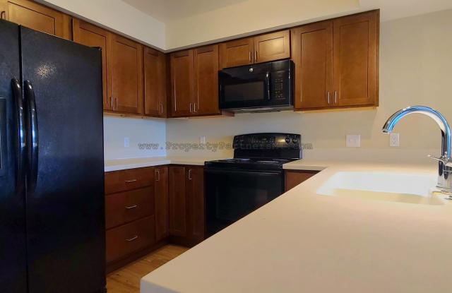 Spacious 3 bed /2 Bath Condo at Ferguson Farm! photos photos