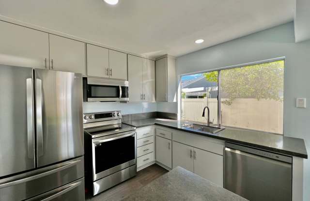 Newly remodeled 4B/2BA house w/ large backyard in San Carlos! Move-in Special Available! - 7329 Barker Way, San Diego, CA 92119
