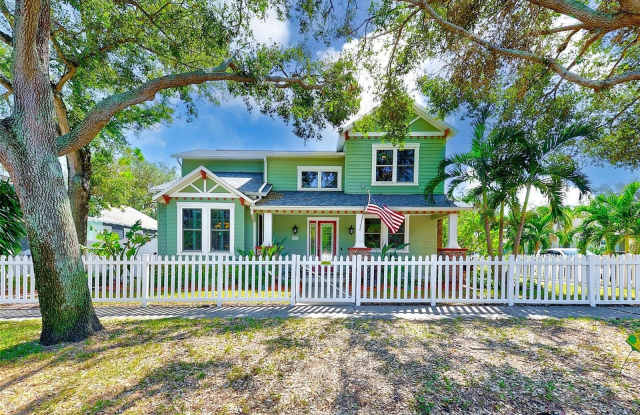 1110 HIGHLAND STREET S - 1110 Highland Street South, St. Petersburg, FL 33701