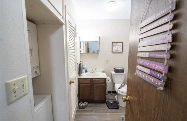 204 4th Avenue - 2 Gallery 4