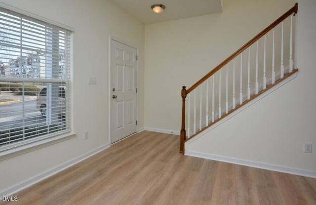 1326 Holly Grove Way Gallery 4