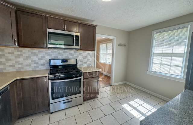 1559 Alta Vista Drive - 1 Gallery 4