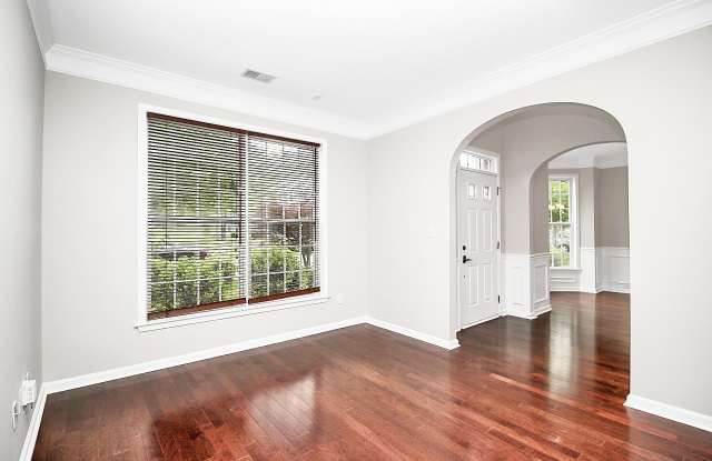 10917 Chastain Parc Dr Gallery 4