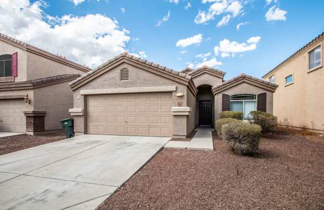 Camelback Ranch!Featuring 3 bedroom + bonus room that can be used as an additional bedroom/den or office! photos photos