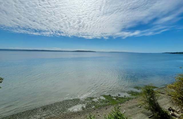 Newly Remodeled Bainbridge Retreat w/Water  Mountain Views! photos photos
