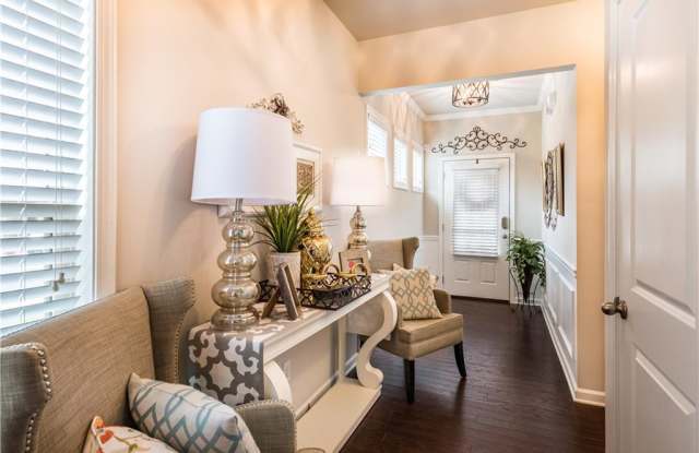 5040 Garrett Court Gallery 4