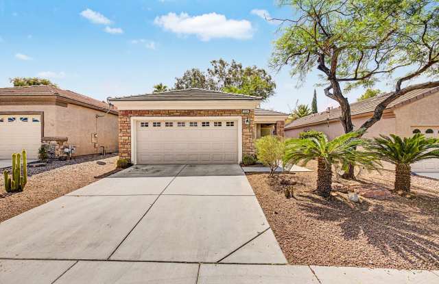Sun City Anthem-Solera Community-55+ Age Restricted Community-Freshly painted interior-New Carpet Throughout photos photos