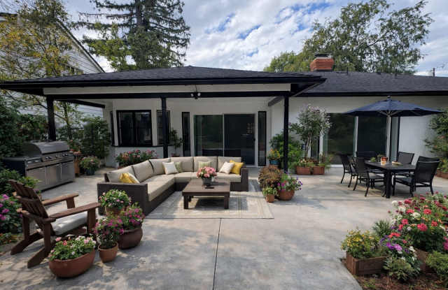 2212 Linda Flora Dr photos photos