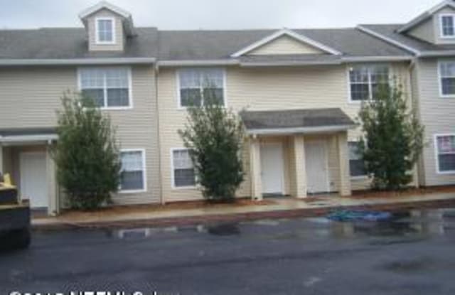 6330 KIMBERLY LN - 6330 Kimberly Lane, Jacksonville, FL 32210