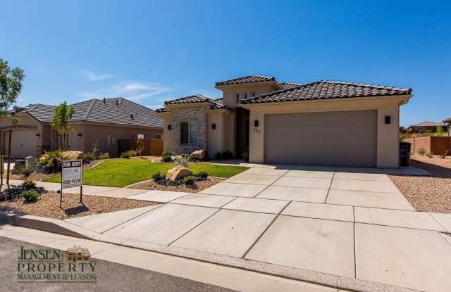 Three Bedroom Home in Washington Gallery 1
