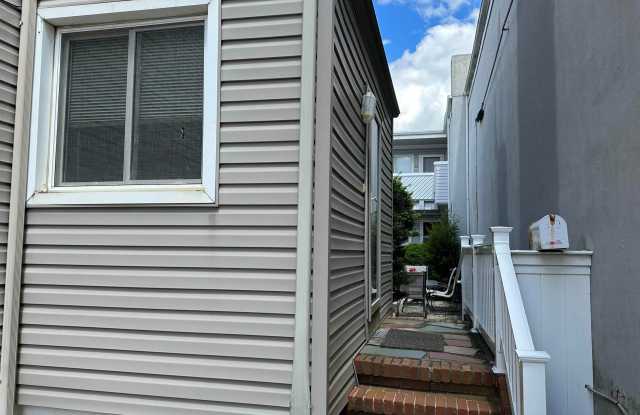 33 S Benson Ave photos photos