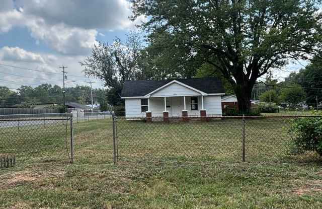 Rent this 2 Bedroom 1 Bath available now! photos photos