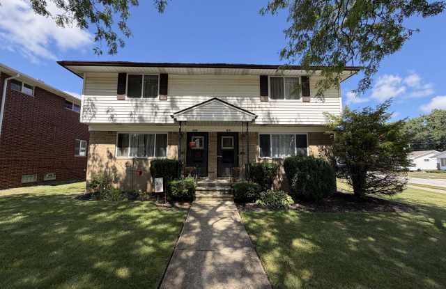 9406 Independence Boulevard #RIGHT photos photos