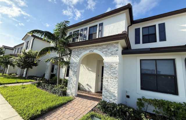 12952 SW 232nd Ter Gallery 3