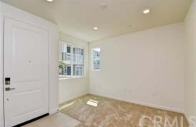 4334 Canyon Coral Lane Gallery 4