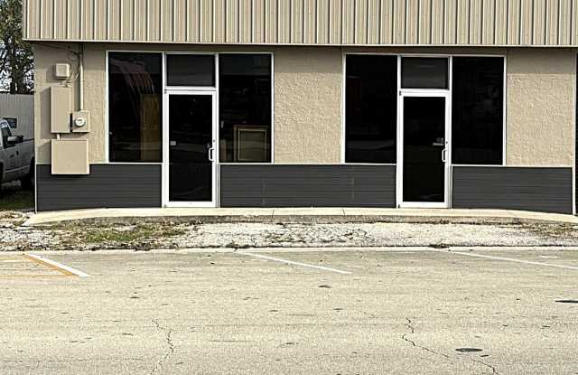 112 W Avenue E photos photos