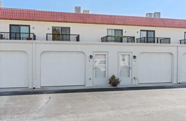 11 DONDANVILLE Road unit: 3 photos photos