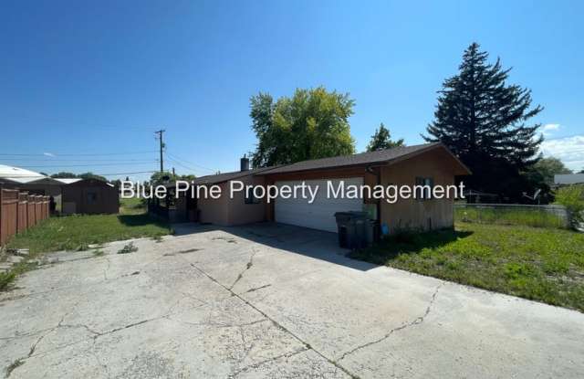 960 Royal Place photos photos