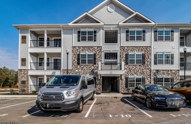 612 MARION LN - 612 Marion Ln, Clearbrook Park, NJ 08831