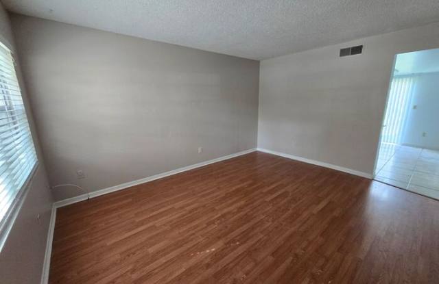 3540 Khayyam Avenue Gallery 2