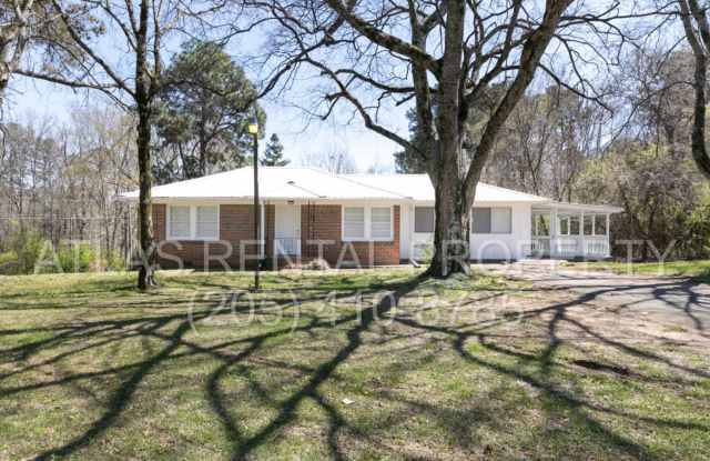Incredible Value in the Desirable Shannon Road Area – Beautifully Renovated 3BR/2BA! photos photos