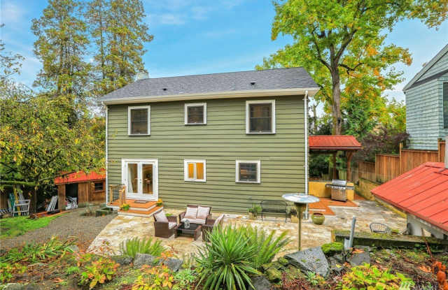 1601 Interlaken Place East - 1601 Interlaken Place East, Seattle, WA 98112