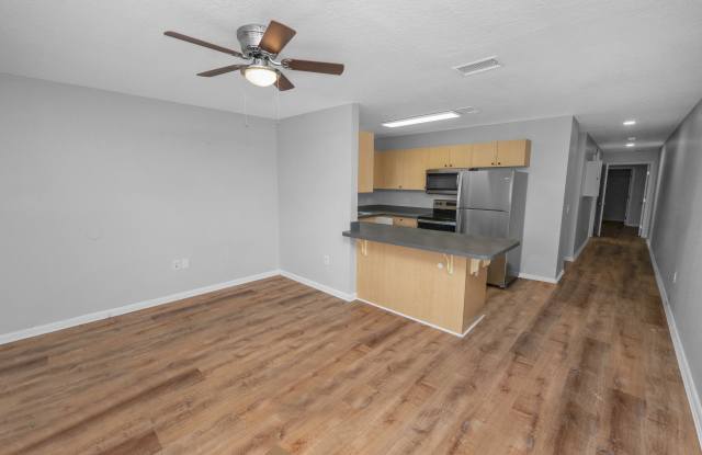 2912 E Columbus Dr - 2912 East Columbus Drive, Tampa, FL 33605 2912 E Columbus Dr - 2912 East Columbus Drive, Tampa, FL 33605