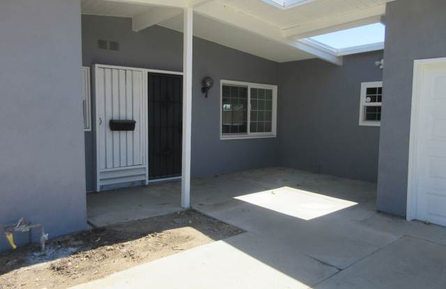 Duggan Property Management, Inc. presents. Adorable home on Paso Robles. Gallery 3
